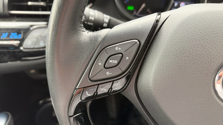 Toyota C-HR 1.8 Hybrid Design 5dr CVT Hybrid Hatchback